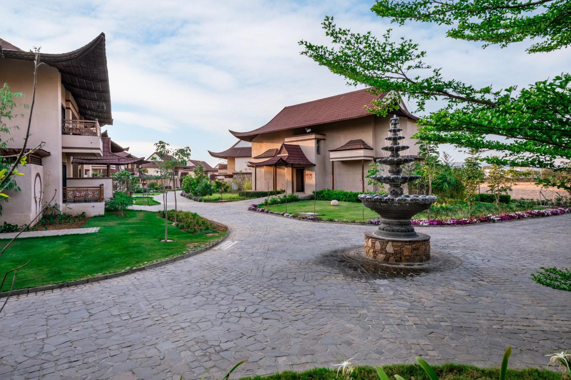 Ananta Spa & Resort Jaipur Bagian luar foto
